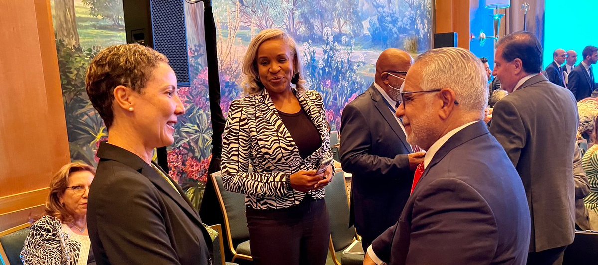 kaminajsmith's tweet image. 1/ Kicked off #HighLevelWeek at the @PPT_CELAC @ACS_AEC  Foreign Ministers B/f Meeting. Global challenges have regional consequences and solutions - 🇯🇲 supports the strengthening of our coop&apos;n mechanisms and the opportunities signalled by this inaugural engagemt  #UNGA77 🇦🇷🇬🇹