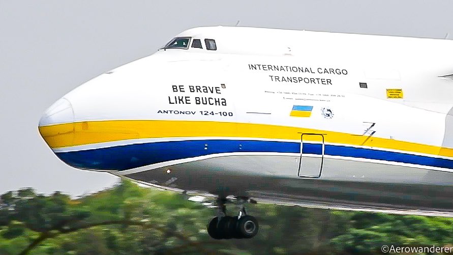 aerowanderer's tweet photo. The aircraft that arrived to Chennai An-124 registered as UR82029 today carried a special sticker ‘Be brave like Bucha’ named after the city. Similarly 9 other aircraft have been named after Ukraine cities

#aerowanderer #aviation #avgeek #Antonov #An124 #UR82029 #Chennai #Bucha https://t.co/06JGbeUMsY