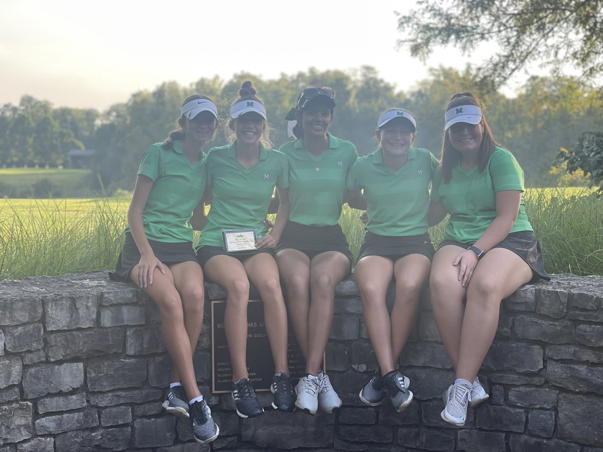 andria_schrock's tweet photo. Nothing like golf on a beautiful Sunday! Mason JV had a great day at the Sycamore JV invitational yesterday! We saw,and played some great golf, with our own Ava Dattilo placing 4th overall! 💚 love seeing these girls hard work come together! https://t.co/ilQPmqSG4i