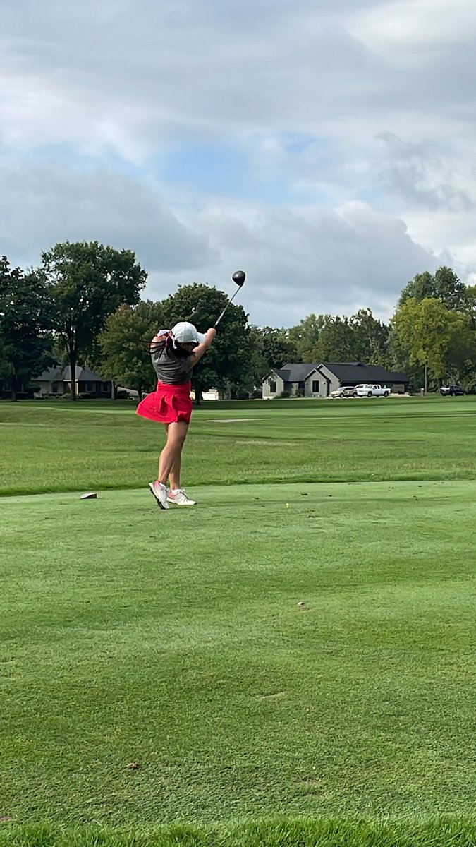 GirlsGolfFHS's tweet photo. Kristi is off and running! https://t.co/evsvE1oeTE