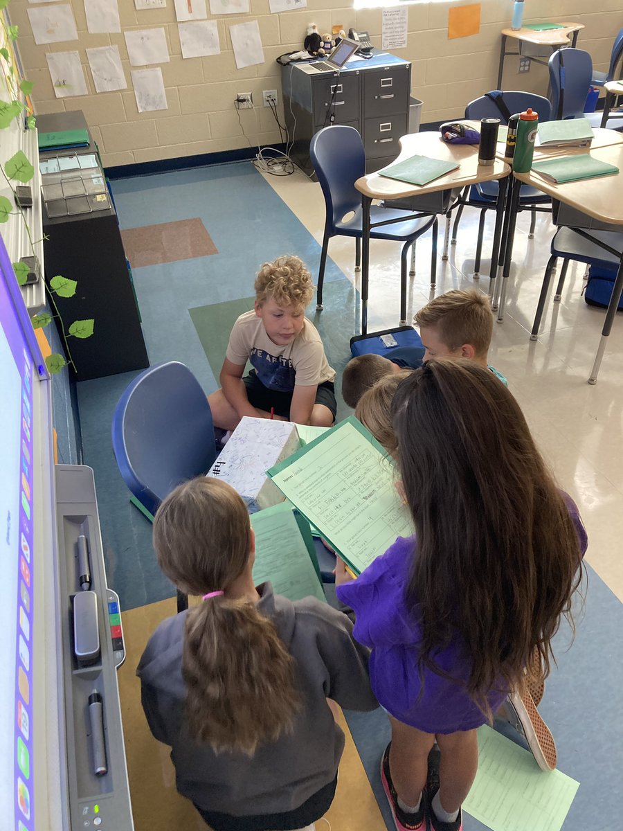 Fearless4th's tweet image. The first step in the Scientific Process: making observations. We’re trying to determine what is in each of the mystery boxes! #4thscience @BearCreekEtown