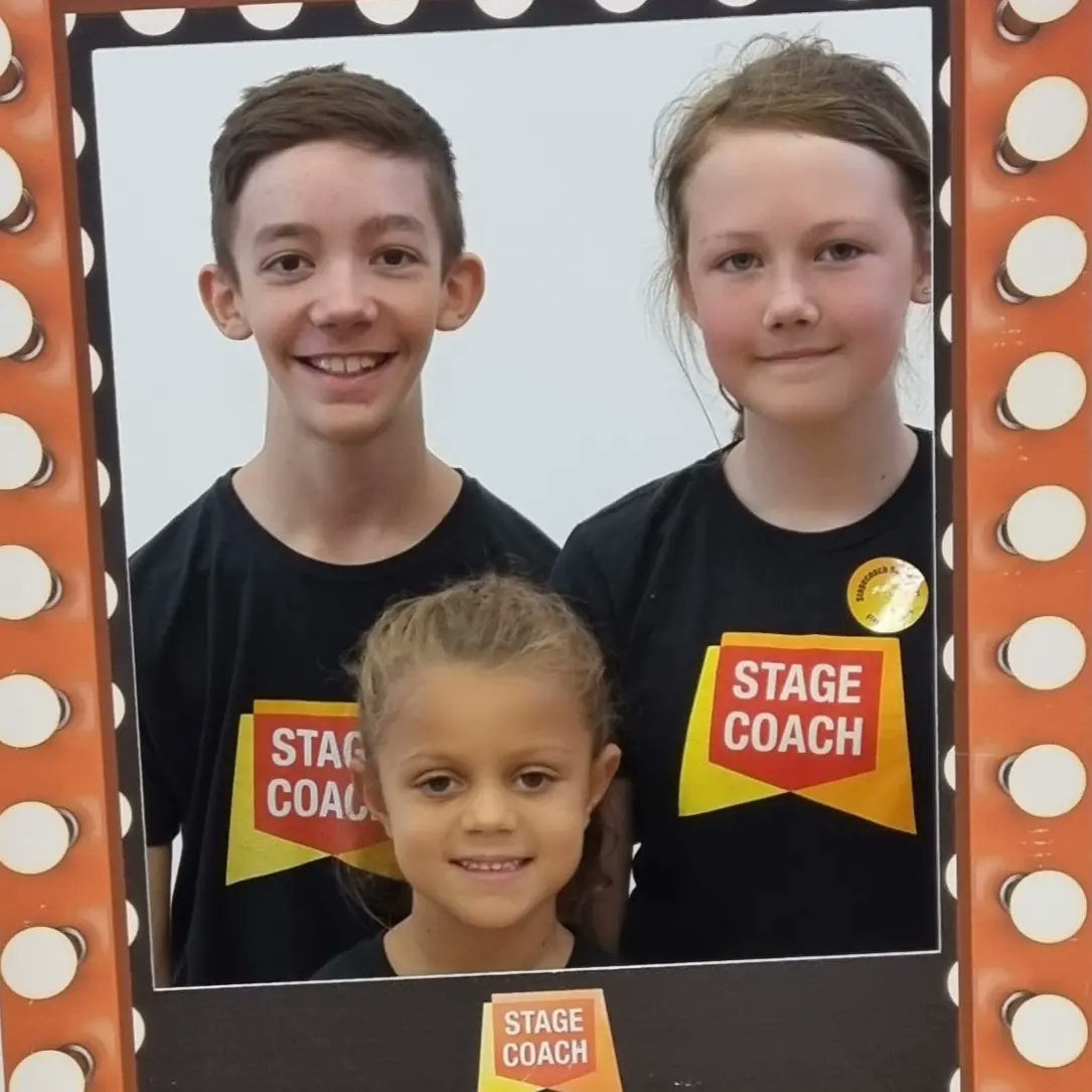 StagecoachSout1's tweet photo. We had a great 1st weekend back. It was lovely to see all our students again & of course to meet & welcome all our new students. We celebrated birthdays & had our first Stars for this term #StagecoachSouthwell #TeamSouthwell #SingDanceAct #Creativecourageforlife #TheStagecoachway https://t.co/ahFhRgaxaa