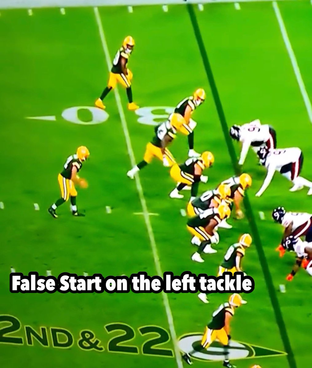 MaxMarkhamNFL's tweet photo. The Packers and the @NFLOfficiating had themselves a game last night. https://t.co/TNIqP6Z8Fx