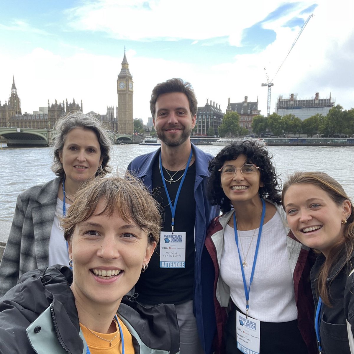 FirstPersonSF's tweet image. 1P Narrative Strategist @stefanmumaw held his #Storybuilding #workshop last week at @UserResearchLDN. Attendees exercised their new observation skills just outside the conference. Stefan toasted with Seán from 1P's Irish office😉
Photos: @people4research @SWJerdan @sociotekno