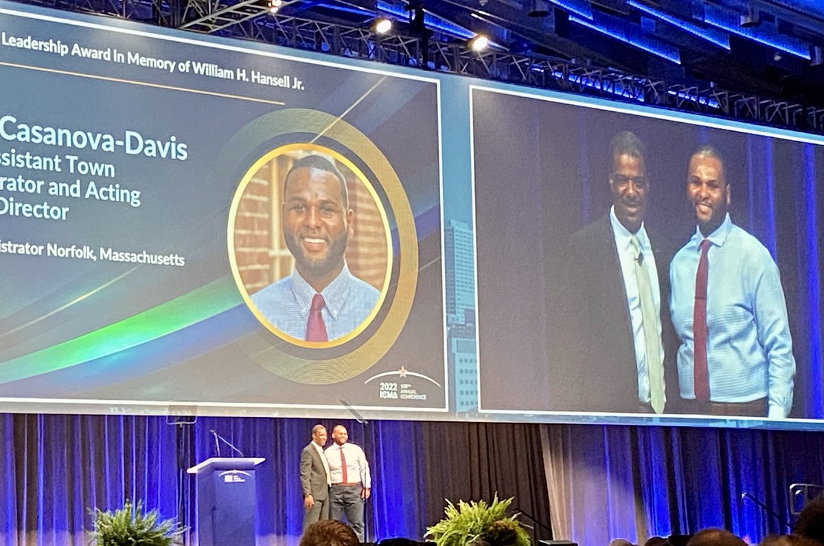 DbakerWW's tweet photo. Norfolk Town Administrator Justin Casanova-Davis receiving the Early Career Excellence Award from ICMA president Tony Brown. Well done, Justin! #icma22 ⁦@massmunicipal⁩ https://t.co/RVQwesaoJR
