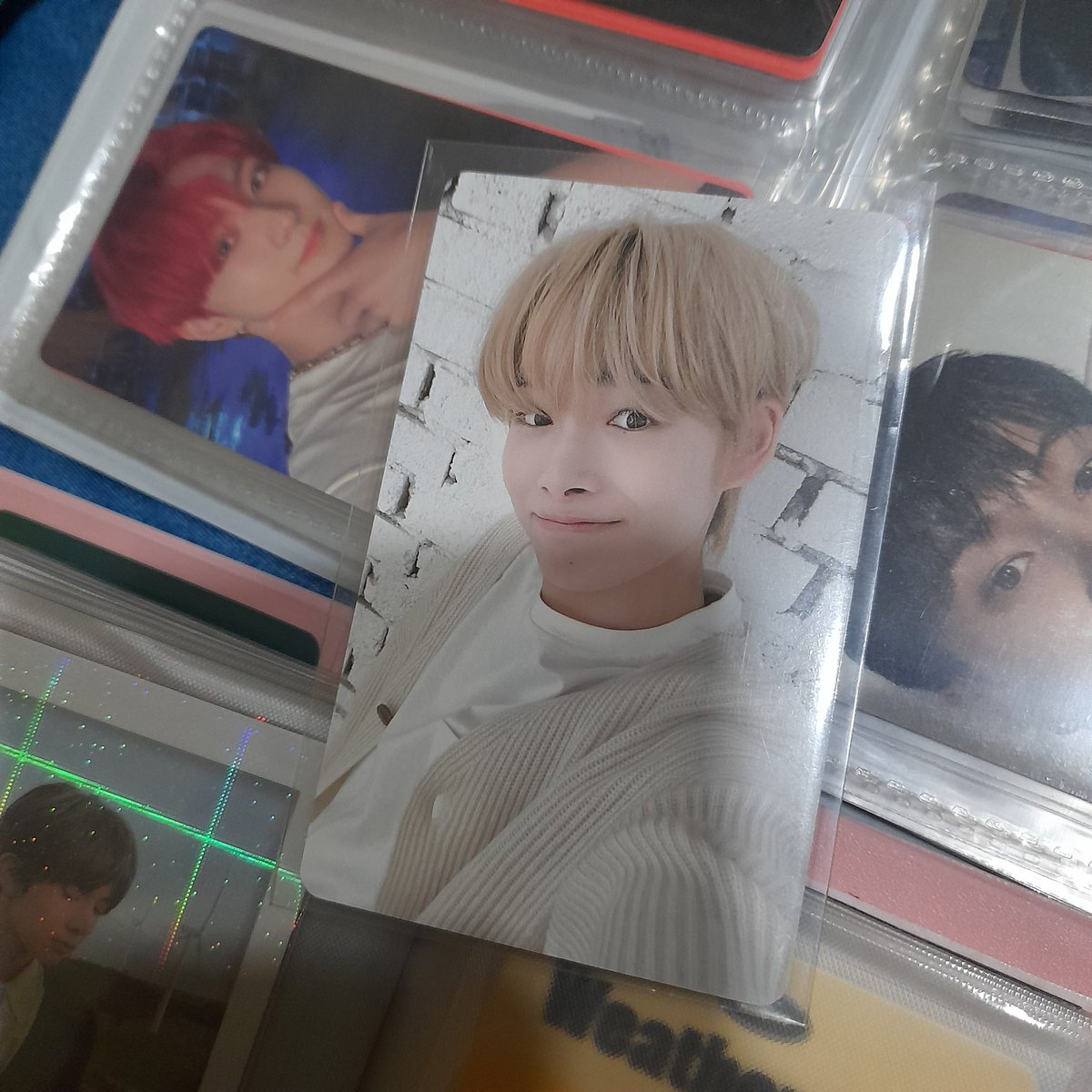 iLuvJaybraso's tweet photo. hellooo ate aya, thank u for the ni-ki pc. simula ng makilala kita walang pahinga ang aking pitaka HAHAHAHAHAHAHAHA DAJUD
@onheesparks— #rezceived https://t.co/pqagehN4PA