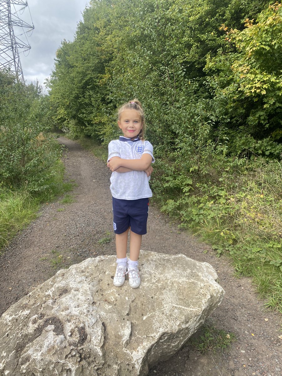 theknox1's tweet photo. Had this kid out on the trails and woods for 8 miles today. She’s an absolute machine. She’s says she wants to start running with. She could be a young @courtdauwalter 🤞🏻🏃🏻‍♂️ https://t.co/wTdLS5l1A9