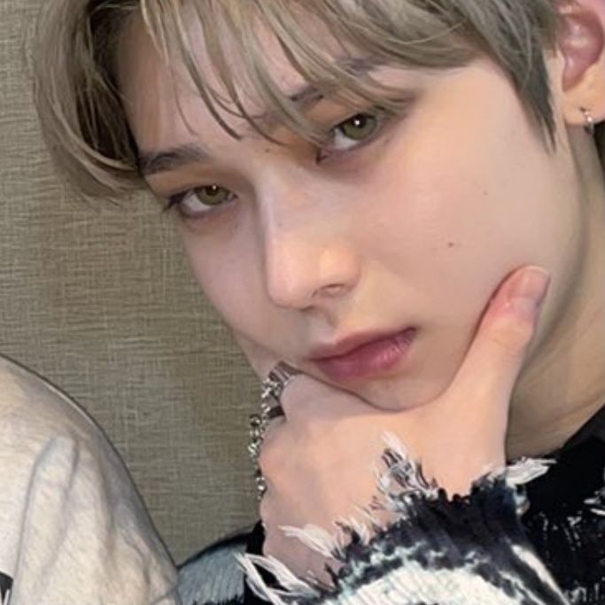 Ron୨୧ rt al fijado 📍 tweet media