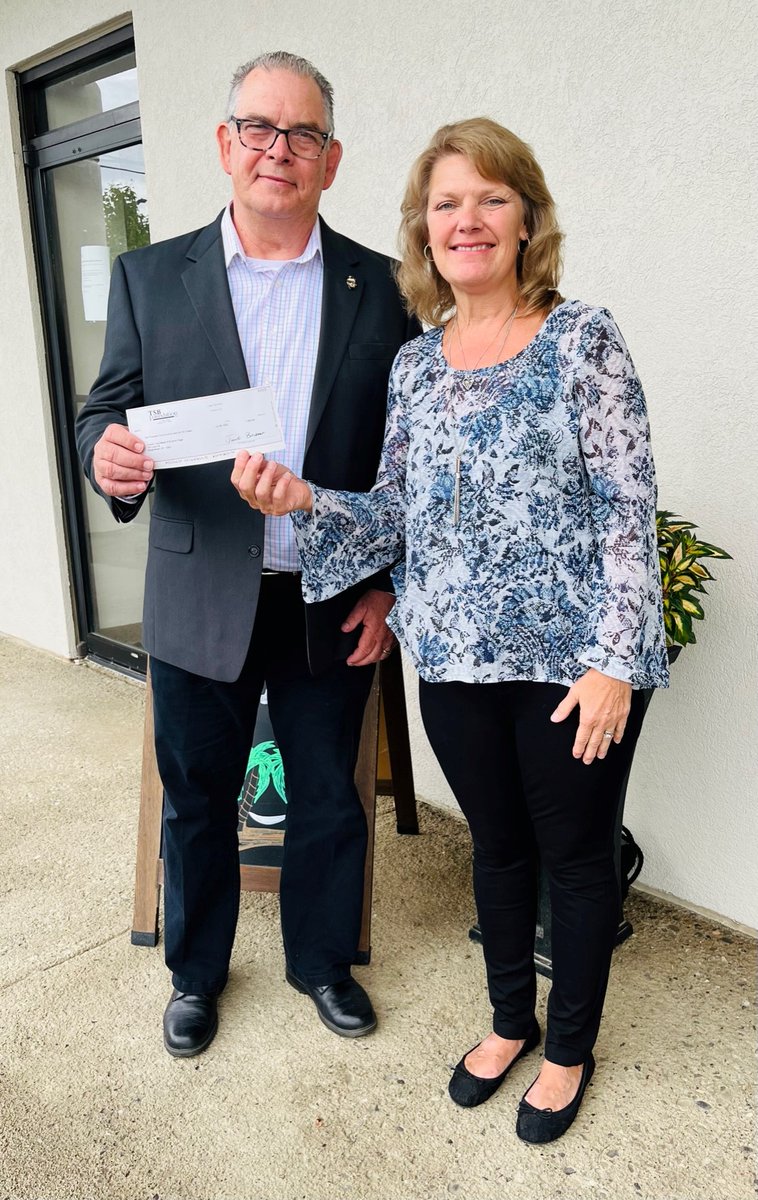 TiogaBank's tweet photo. Last week, the Literacy Volunteers of Broome/Tioga Counties received a donation from our TSB Foundation. This organization assists adults in reading, writing, performing basic math skills, using a computer, and more. #TSBFoundation #CommunityBanking #GiveLocal #BankLocally https://t.co/O5kBbNukcd