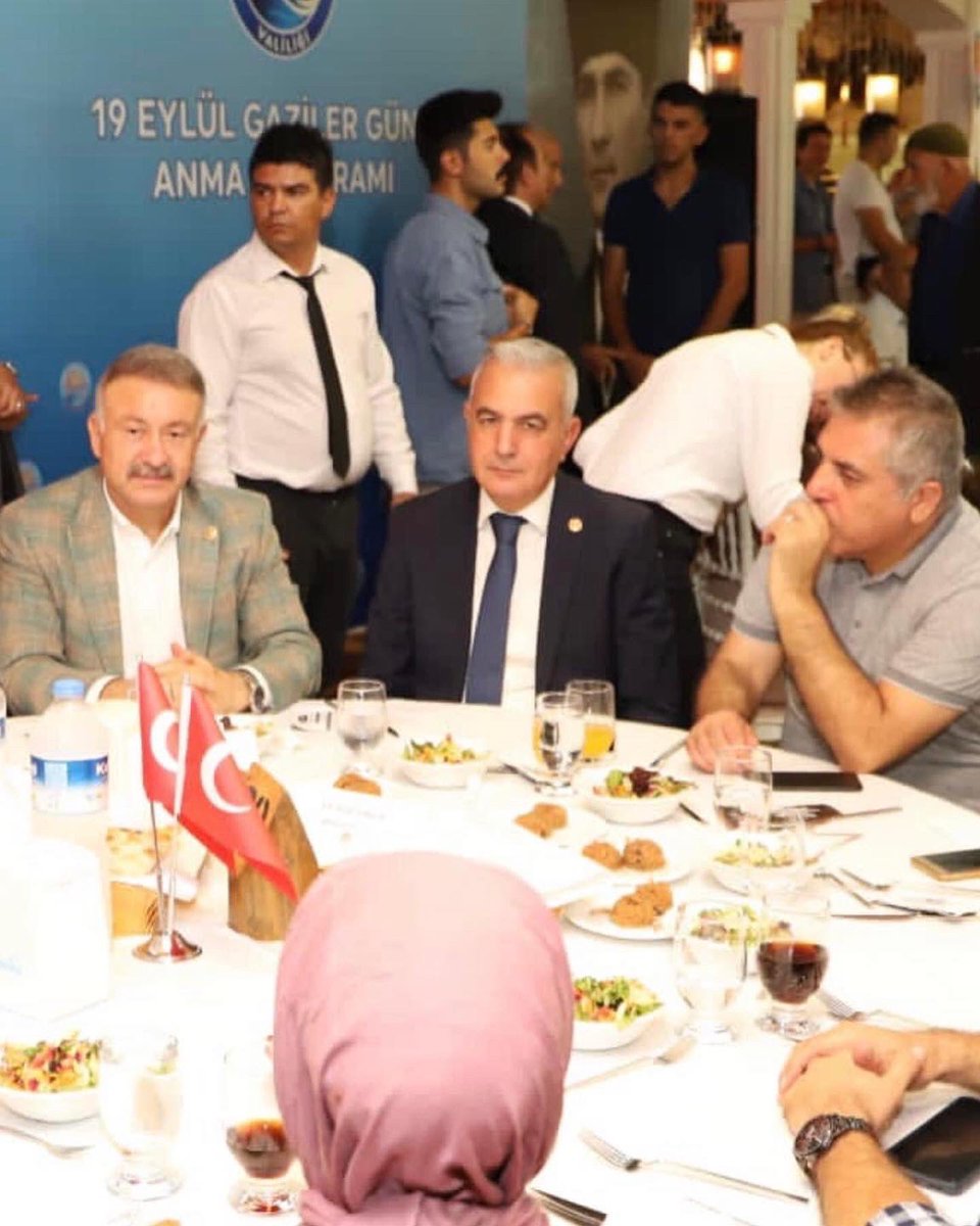 bakisimsekmhp's tweet photo. #MERSİN #GAZİLER #GÜNÜ #KUTLAMA #PROGRAMI
Mersin Valiliğimizin düzenlediği 19. EYLÜL Gaziler günü anma programına katıldık. Tüm Gazilerimizin GAZİLER günü’nü kutluyorum. Şehitlerimize Allah’tan rahmet diliyorum. https://t.co/i1PjfGbsA7