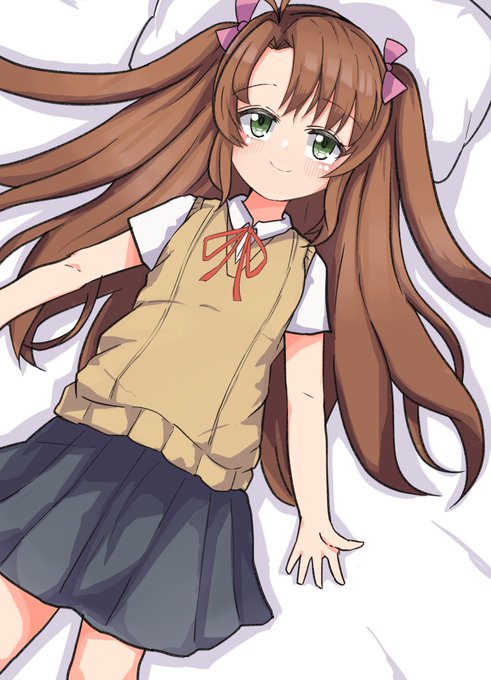 「bed sheet very long hair」 illustration images(Latest)