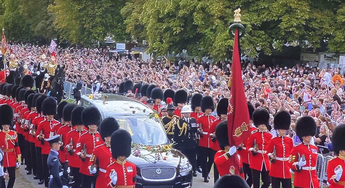Chris_Plant's tweet photo. @RoyalFamily Rest in Peace Your Royal Highness. #queensfuneral https://t.co/lpgZKjOcbt