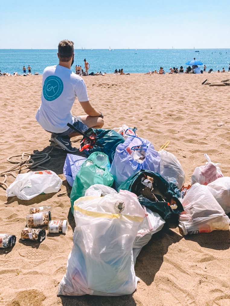 goodkarma_org's tweet photo. El pasado sábado, 17 de septiembre, se celebró el WORLD CLEAN UP DAY o DÍA MUNDIAL DE RECOGIDA DE RESIDUOS y más de 60 millones de personas en 191 países se unieron a la causa. 🌏 ¡Felicidades a toda la organización de @WorldCleanupDay !🤙

#wordlcleanupday #cleanup #beachcleanup https://t.co/I9UIBaKR01