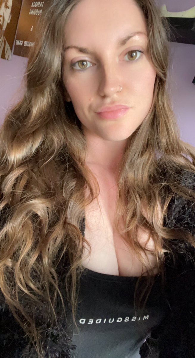 Aunt Cunt tweet media