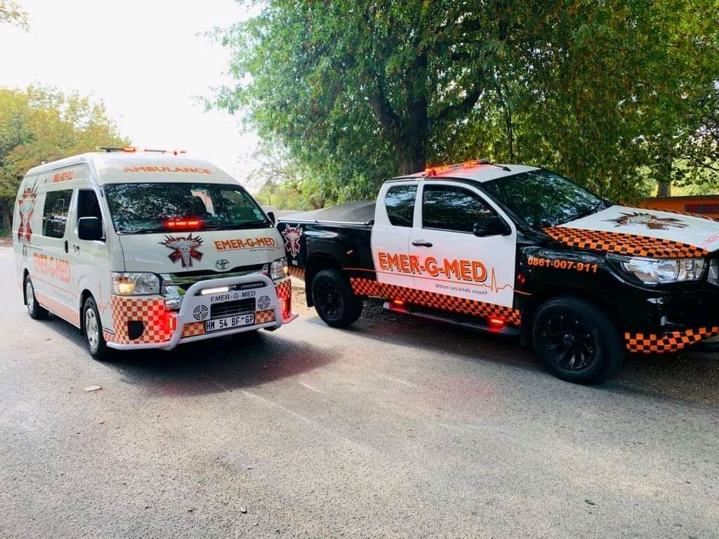_ArriveAlive's tweet photo. One killed, one critically injured following a vehicle explosion on Kraft Road in the Primrose area https://t.co/NYE61rVBju
#ArriveAlive #VehicleExplosion @EMER_G_MED @BurnshieldZA https://t.co/WGOPxlCe2I