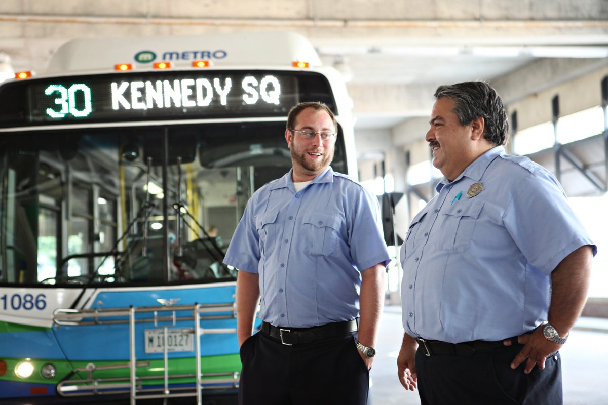 We’re proud to serve the Illinois Quad Cities by moving Quad Citizens from one destination to another. 
#MetroQC services provide a vital connection to jobs, education, healthcare, and retail - supporting our local economy and people.