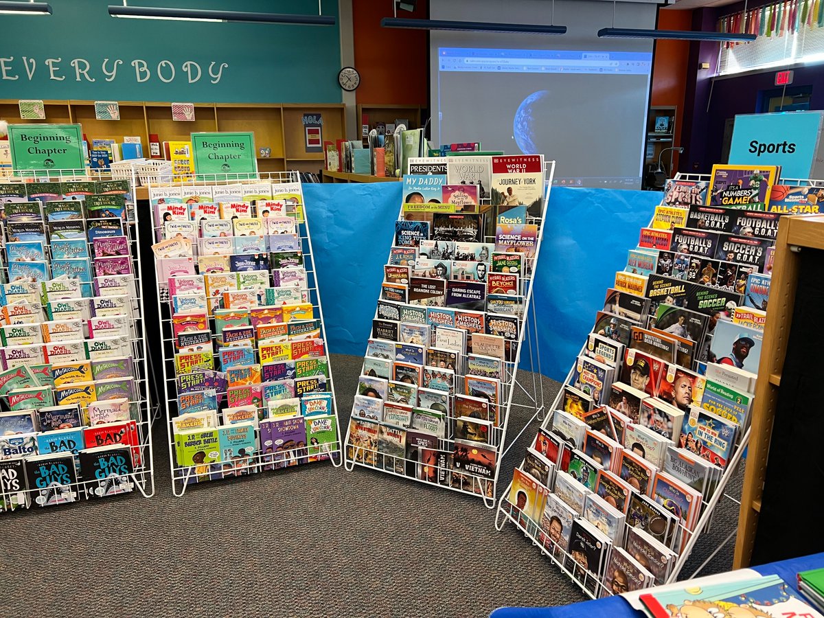 BaucomPTA's tweet photo. Today kicks off the book fair! Students will shop during their media special this week and you can come during curriculum night Thursday, September 22nd at 6pm. https://t.co/pRN4bOvM3x