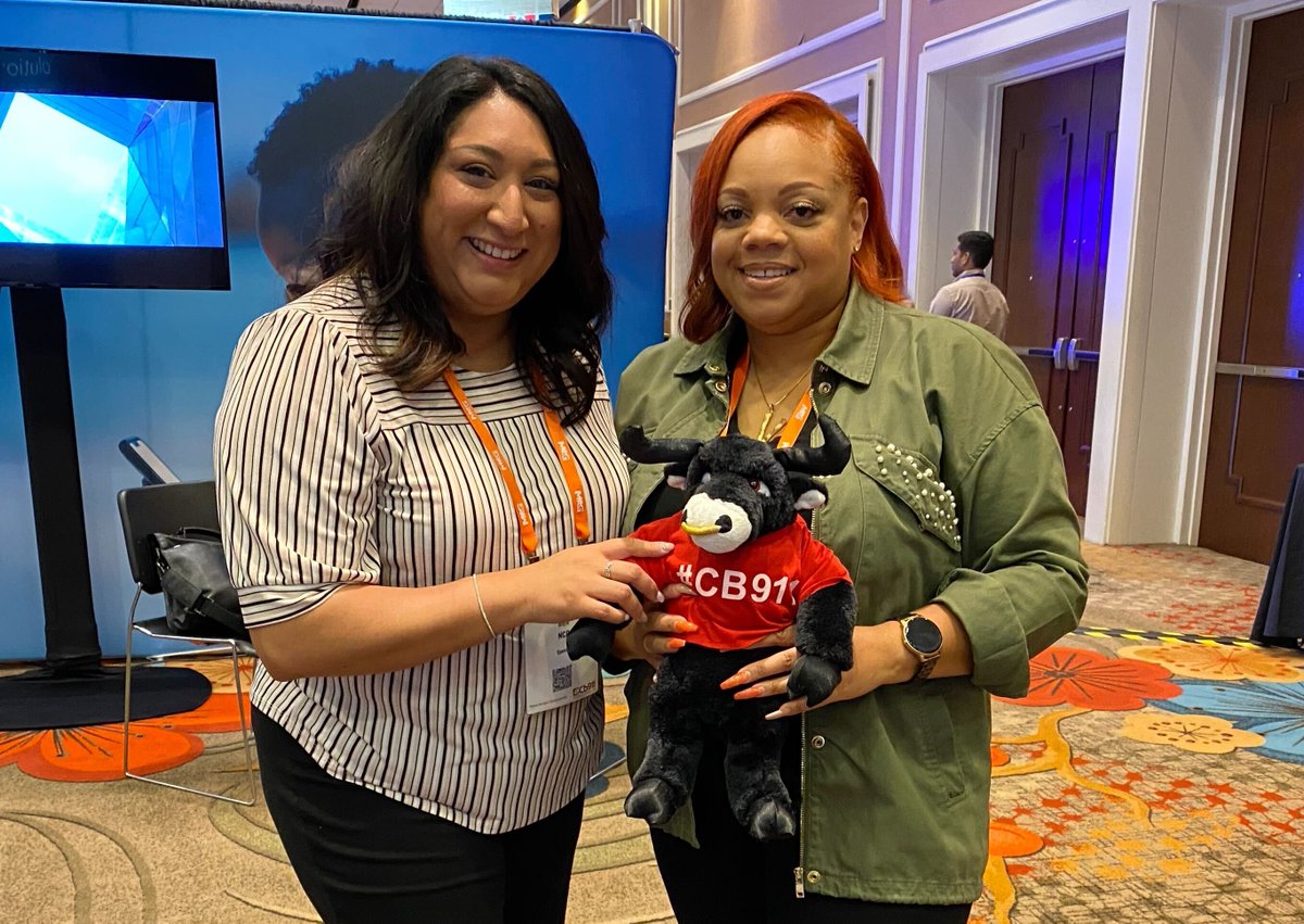 Chargebacks911's tweet photo. Recently spotted at #MAGAnnualConference... #Cb911's bull with @NCRCorporation!
Stop by booth #15 and say hello to our team!
@magpayments https://t.co/Cqw4rp3iVn