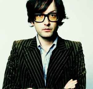 Happy birthday to a fellow September birthday boy, Jarvis Cocker. 