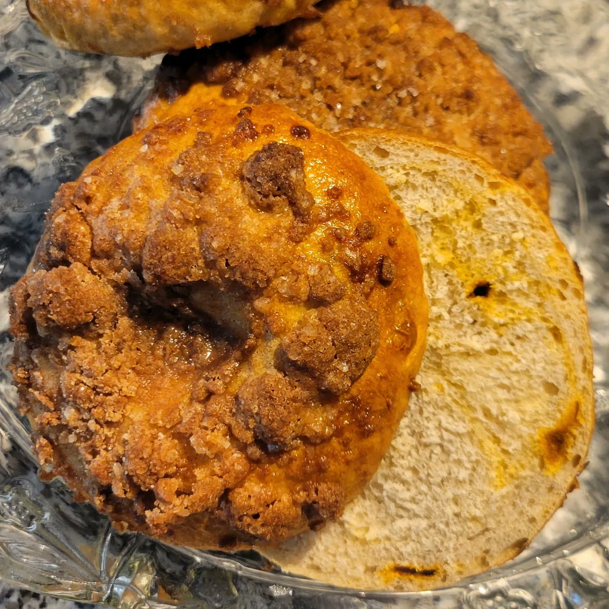 BbBroomfield's tweet photo. Ready for breakfast? Look no farther than our latest #BakeOfTheWeek - Cinnamon Sugar Crunch Bagels!
For these treats, we've taken our favorite bagel recipe, loaded it up with cinnamon chips and a cinnamon swirl, and topped it with a delicious cinnamon sugar crunch! https://t.co/MxuHdYs1s6