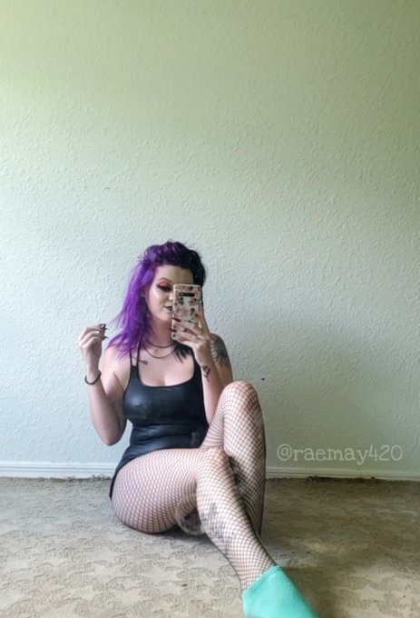 🖤Big tiddy alt gf 🍆Cock rates 💦Queen of SQUIRT  🌈LG[B]T 🍃Stoner 😈Kink friendly 👸MILF ✨️Join the link