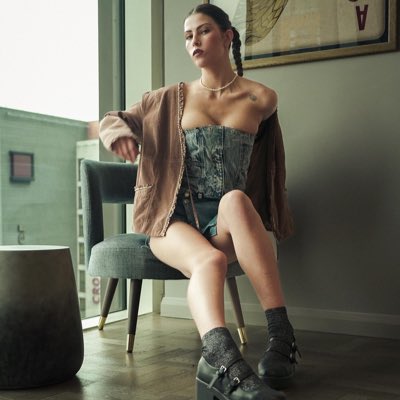 ezcharlotte_'s tweet photo. #NewProfilePic https://t.co/jbItfK4X6H