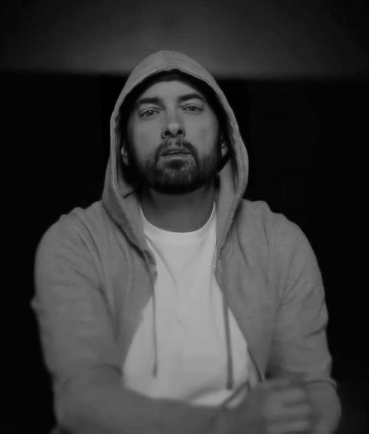 EmeLatina's tweet image. “Every bit of me’s the epitome 
  of a spitter”

#Eminem #StreamGodzilla 🔥💪🏼