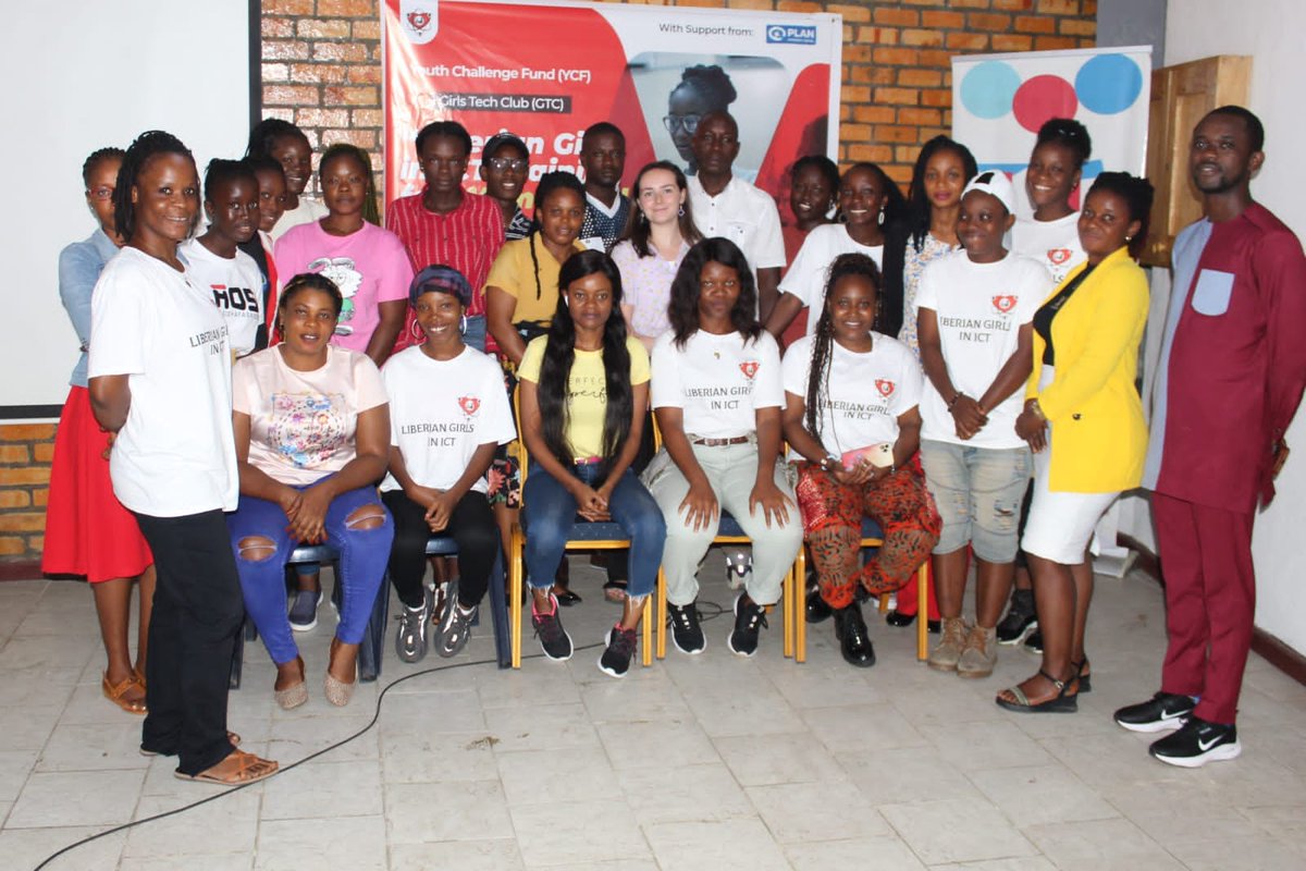 DiggsAmb's tweet photo. Images from the Youth Challenge Fund by Girls Tech Club in Monrovia. 
 We at @RhnRight are establishing children rights club in schools to curb violence against students.

#rhnlib 
#jazzpowerarm https://t.co/mxJvGyalpg