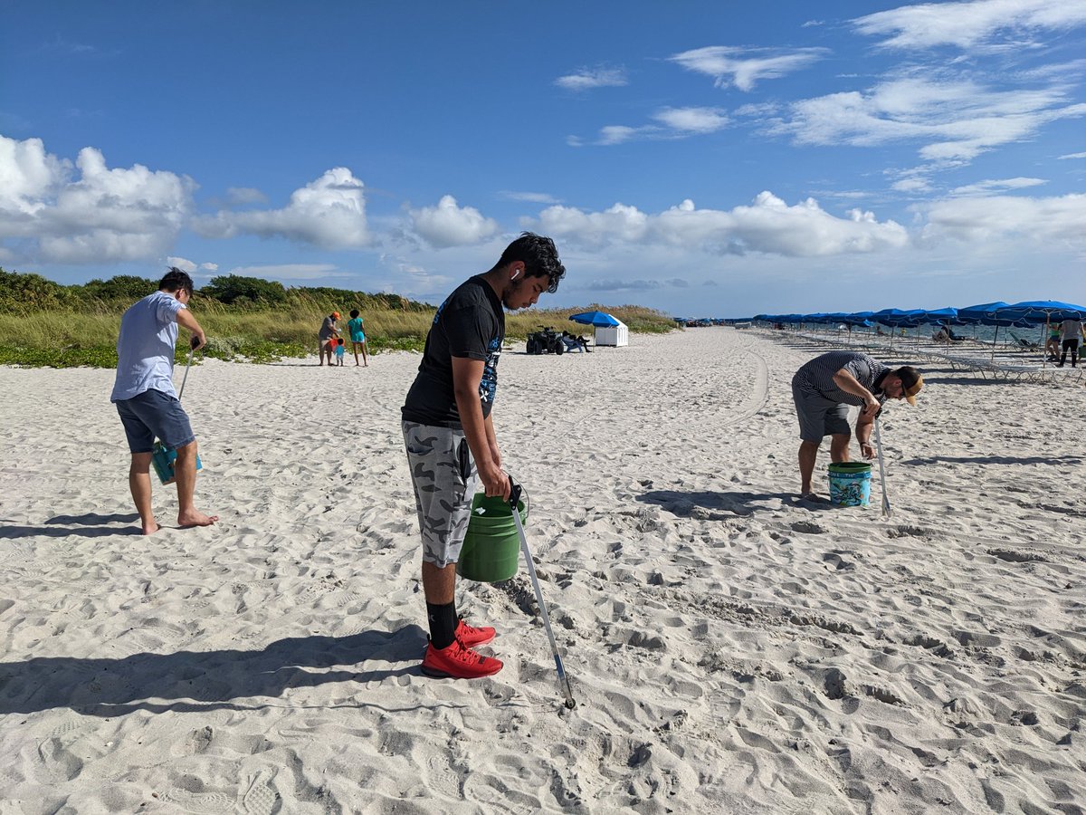 Melody Gonzalez (@andreina2100) on Twitter photo This Saturday September 17th, our <a href="/Black_Veatch/">Black_Veatch</a> Coral Gables office in collaboration with the Village of Key Biscayne participated in the International Coastal Cleanup Day to honor our commitment with the community we work and live in.
#Seathechange #Cleanup This Saturday September 17th, our <a href="/Black_Veatch/">Black_Veatch</a> Coral Gables office in collaboration with the Village of Key Biscayne participated in the International Coastal Cleanup Day to honor our commitment with the community we work and live in.
#Seathechange #Cleanup