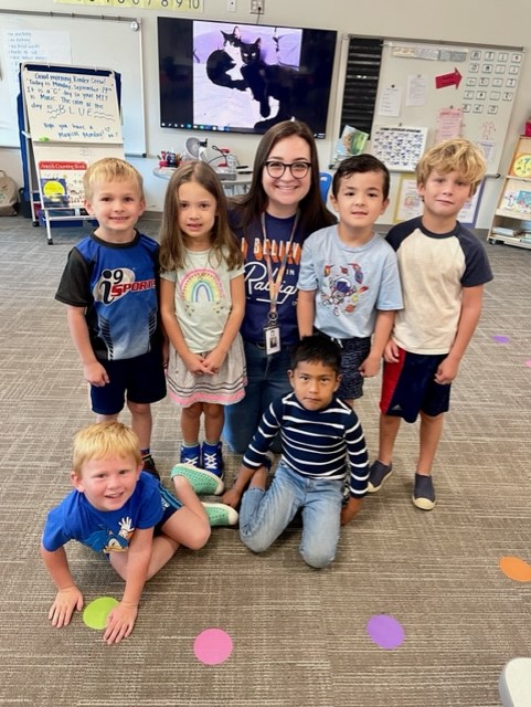 BrooksMuseumsES's tweet photo. We may be wearing BLUE, but we're not feeling BLUE about BLUE day! @BrooksMuseumsES @Brooks_PTA #WeAreBrooks#BLUEday#schoolspirit https://t.co/e73LW9Zivt