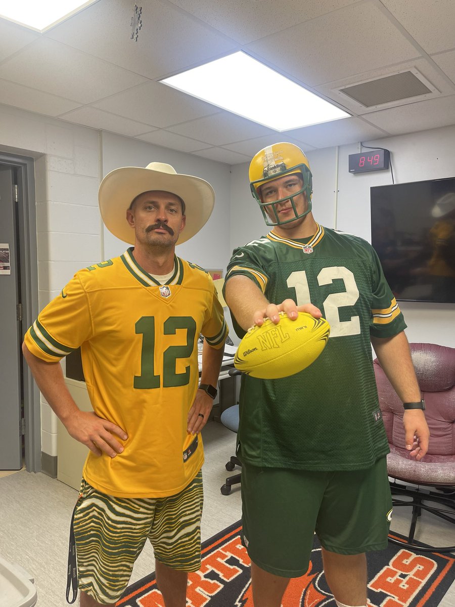 HronLandon's tweet photo. Who’s got the better A rod outfit today Me or Rusch? Vote below https://t.co/HeJ1Io9Gsb
