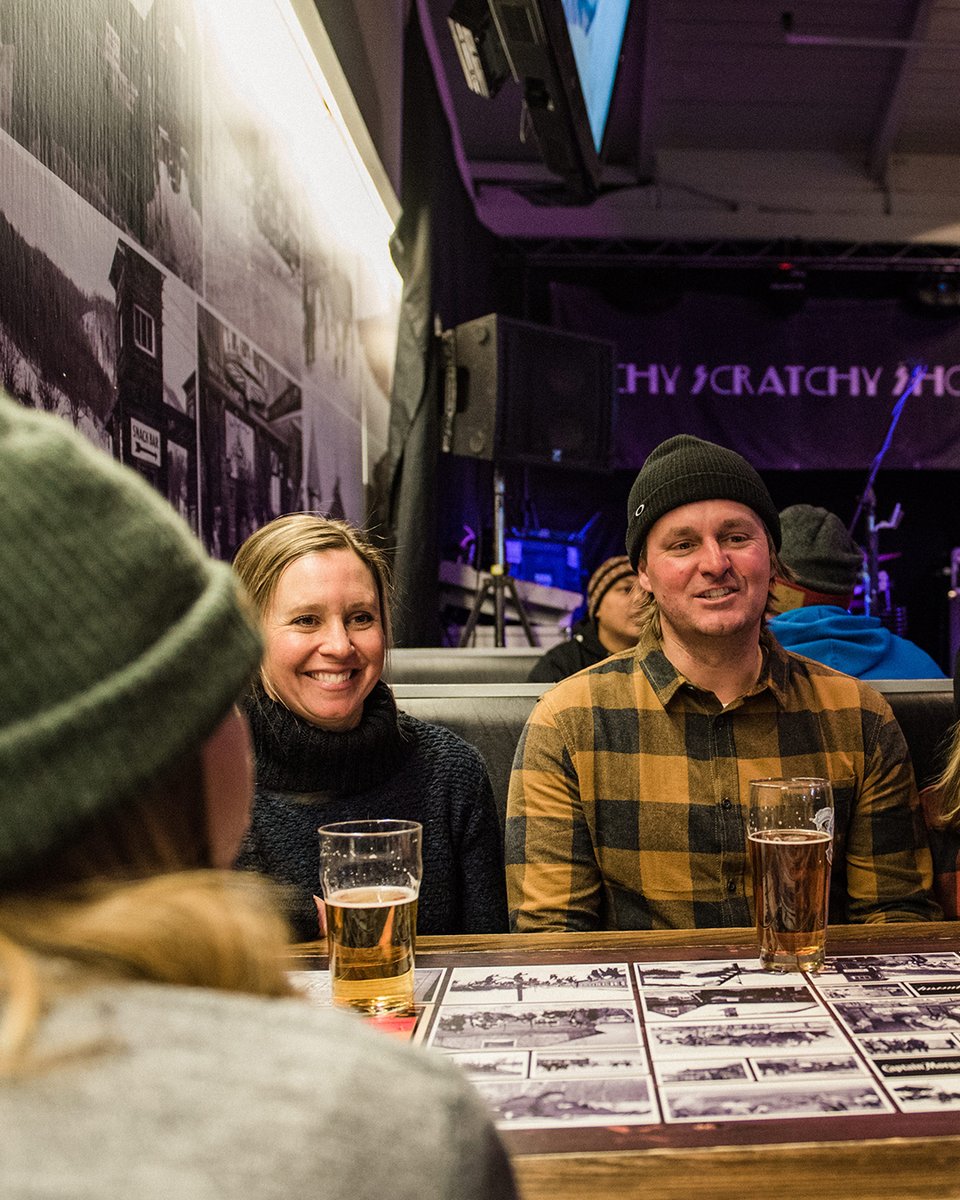 Get your thinking faces on; it's time for another QE Trivia Night! 🧐 Join us on Sunday October 2nd at 3pm at Jozo's Original Après for some delicious food, fast facts, and a ton of fun. 🔍 Click bluemountain.ca/things-to-do/e… to book your table today.