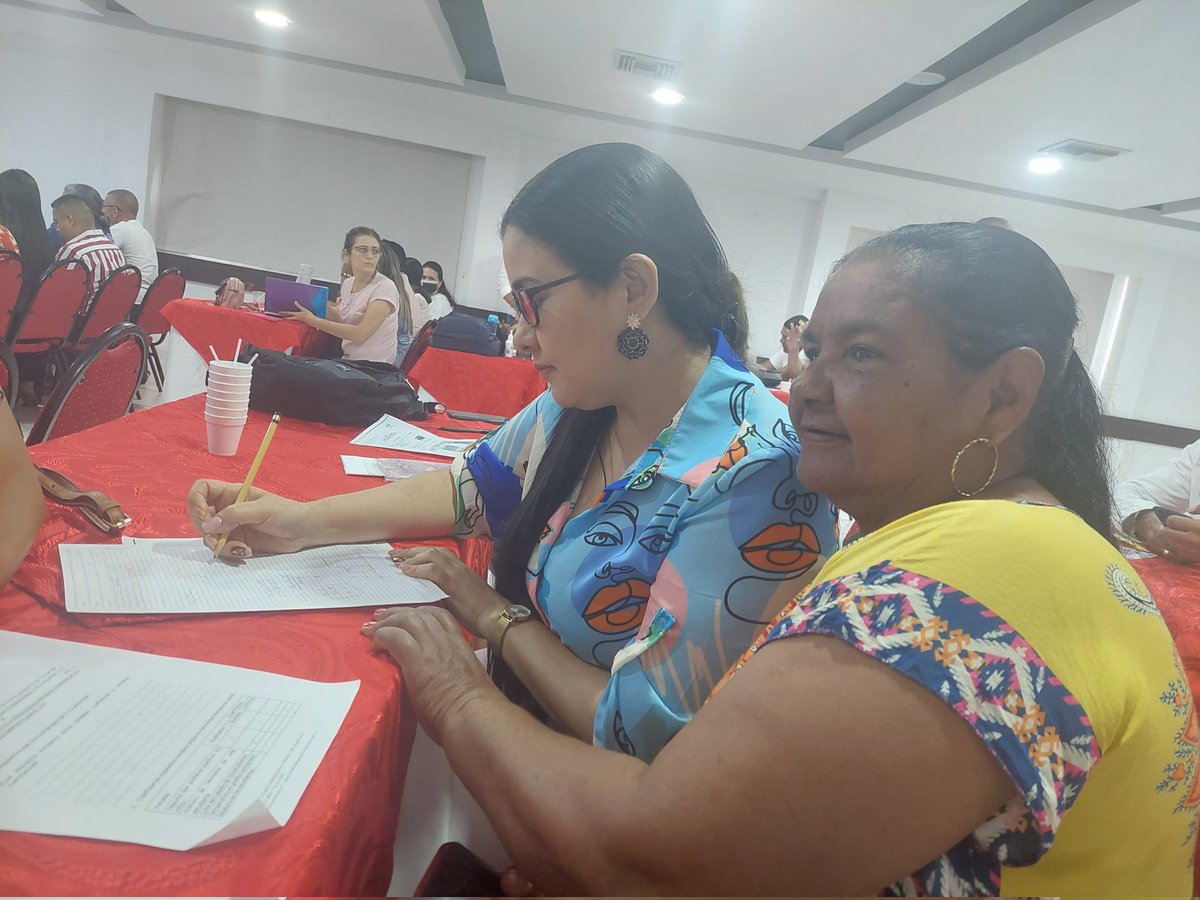 sandylesmes's tweet photo. Iniciando formación taller de profundización Matemáticas Ciclo III Que hablen los datos. @EvelynAriza2 @JohanaCifuente5 https://t.co/gm5V7LiXor