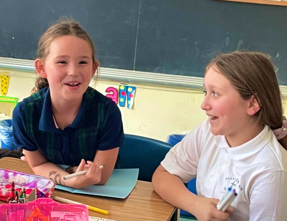 rob06615's tweet photo. Community Service every Friday at St. James School where older students work and collaborate with younger students on various projects. https://t.co/mf66uQkcU5