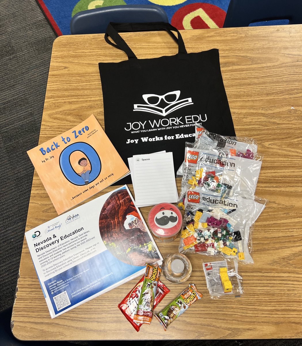 ekuwah's tweet photo. Monday motivation! ☀️ I’m back in my classroom with a bag full of goodies, yummy snacks, & helpful tips from the @_NVSIDE Silver State Tech Conference. #NVSIDE22
Thank you @spaces_edu, @joyworkedu, @DiscoveryEdJenn, @MaggieJCox, @CaliRobotGirl, @LEGO_Education, & @DiscoveryEd! https://t.co/Ibb2DASozW