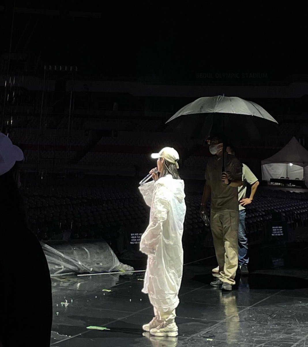 Words by IU tweet media