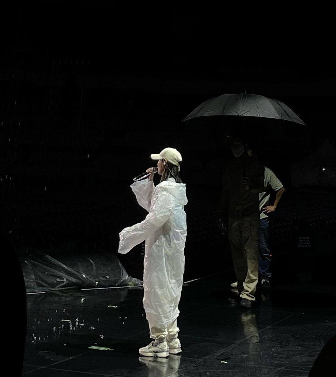 Words by IU tweet media