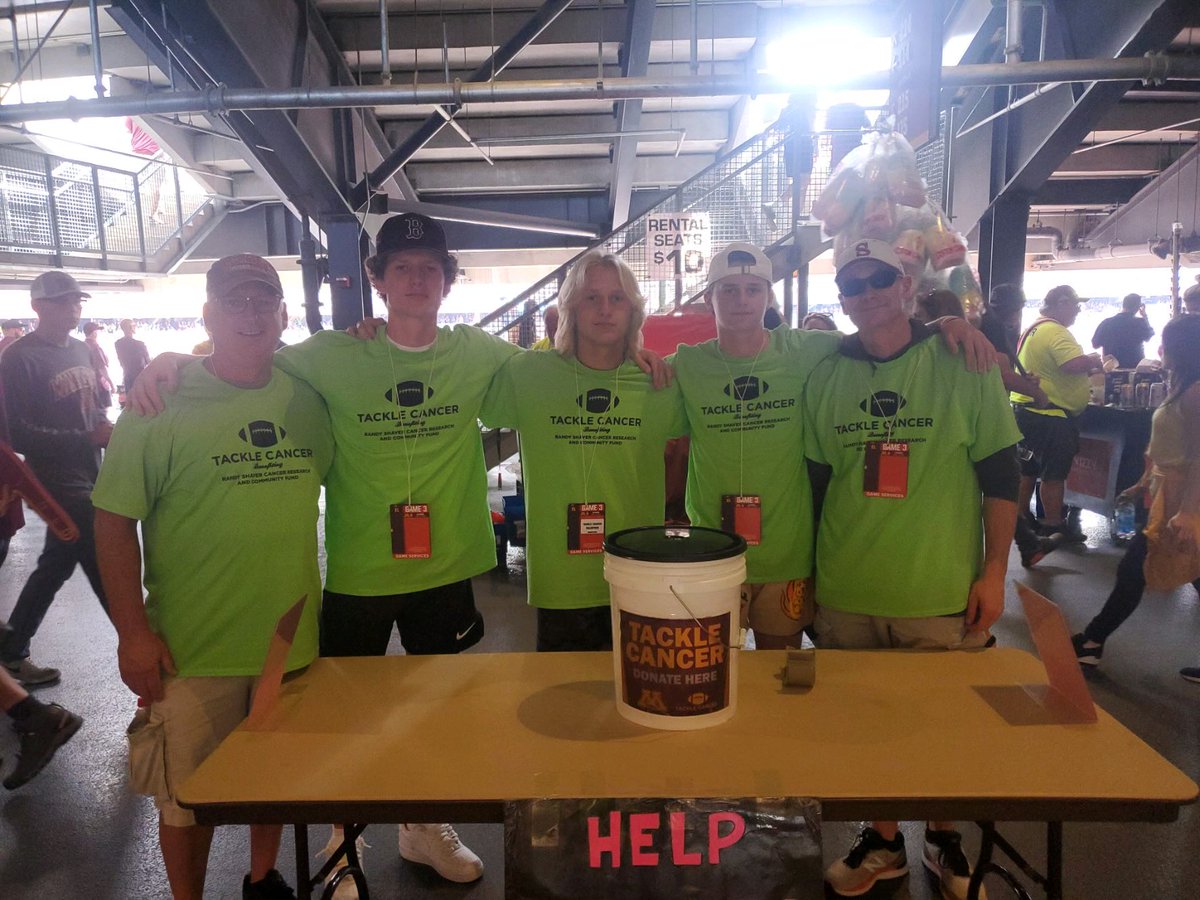 Ponies_Football's tweet photo. Thank you to the Stillwater Ponies volunteers (some of which are pictured here) for working the Gophers #tacklecancer Game! #ponypride https://t.co/WSM8zNlg58