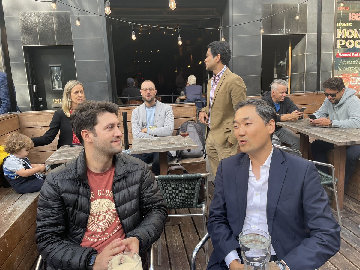 scopeconditions's tweet photo. Toasting our Scope Conditions guests IRL! 🥂Big thanks to @APSAtweets for bringing us together. #apsa2020 https://t.co/2MvkPiyaIt