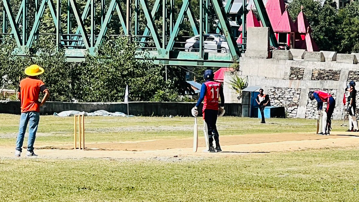VinayThakurSHCT's tweet photo. #JKP in Collaboration with #SHCT NGO organized cricket Match, whose purpose was to eliminate drugs and aware general public to join hands with Gandoh Police in curbing the abuse of #drugs & related substances to eliminate this social evil from the society.
@vishesh_jk
@dpododa https://t.co/RDH0qVfPXd