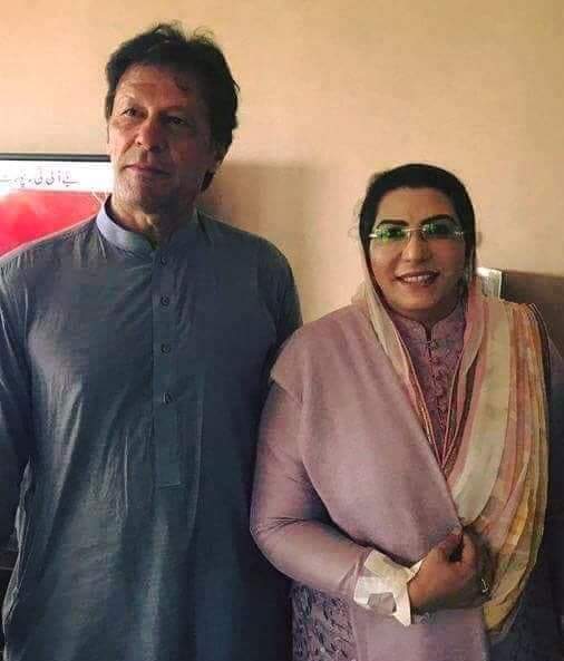MayarMadani's tweet photo. ٹرانس جینڈر ایکٹ 2018 کا اسلامی معاشرے پر اثرات..
یہ بل شیرین مزاری عرف ٹریکٹر ٹرالیزرتاج گل اور عاشق اعوان  نے پیش کیا تھا اؤر PTI . PPP .PMLN تینوں بڑی پارٹیز  نے متفقہ طور پر پاس کیا تھا
یوتھیو کی امی نے پیش کی تھی ذرہ یوتھی حاضر ہوجایئں
@MemonaMushtaq https://t.co/kkGtHJgSj0