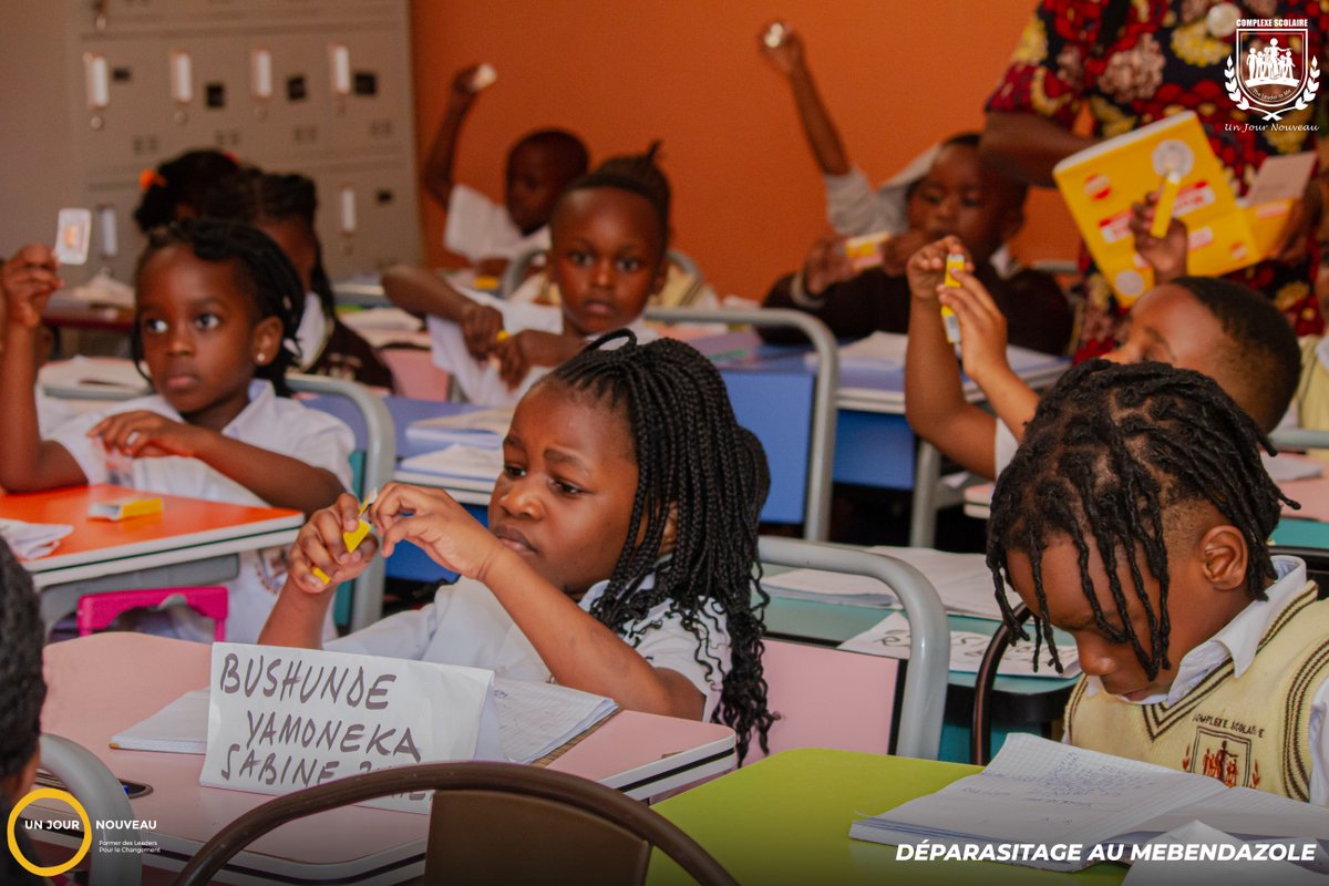 UJN_Asbl's tweet photo. En vue de contribuer à l'amélioration de la santé de nos leaders, le Complexe Scolaire Un Jour Nouveau à travers son infirmerie a procédé ce lundi 19 Septembre au déparasitage des enfants au Mebendazole. Ceci pour leur protéger contre les vers intestinaux.
#UnJourNouveau
#csujn https://t.co/JLK9Odw0nE