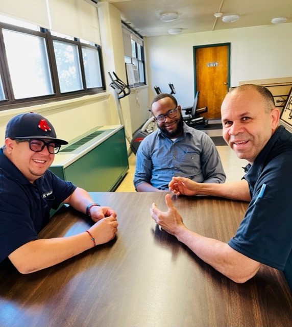 WinnCompanies's tweet photo. WinnCompanies teamed up with @EnglishNB_EW (ENB) and the @MAWorkforce Workforce Training Fund Programs (WTFP) to hold our inaugural "English for Maintenance Technicians" class at Eva White Apartments in Boston, MA. #WorkWithWinn https://t.co/heIiMNX34A