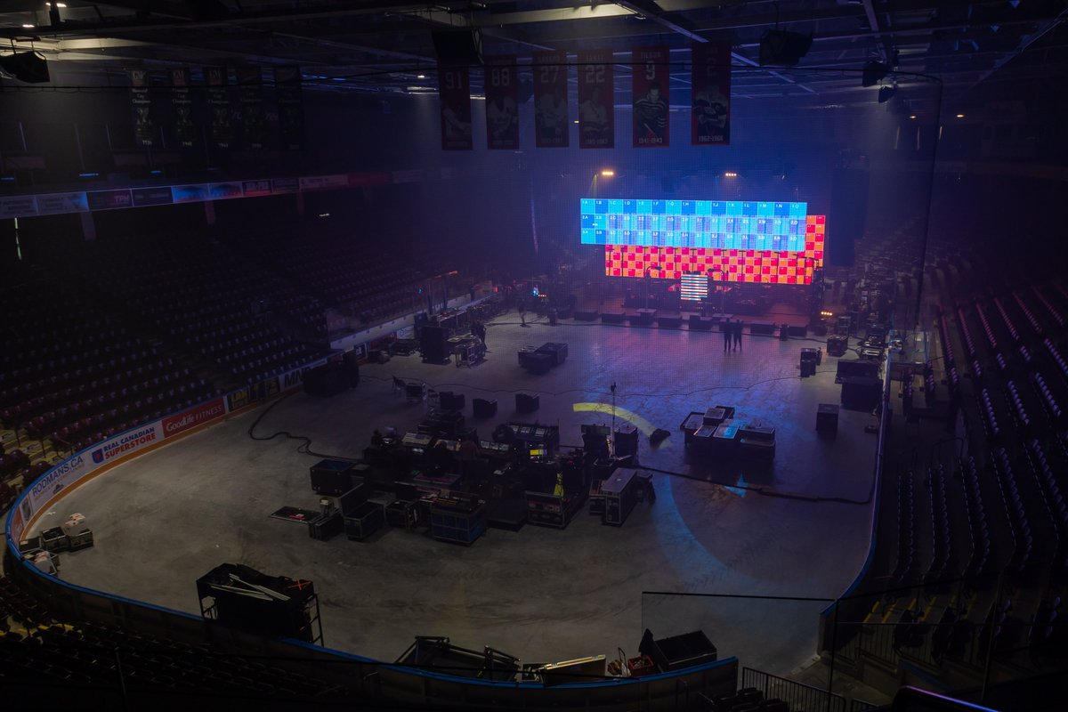 MyTributeCentre's tweet photo. We've had a lot of messages asking us what was going on at the venue last week. @neworder &amp; @petshopboys were rehearsing at the @MyTributeCentre for their co-headlining, #TheUnityTour which kicked off in Toronto on Saturday. We appreciated the live music playlist all week! 😍 https://t.co/2pfLoRevxu