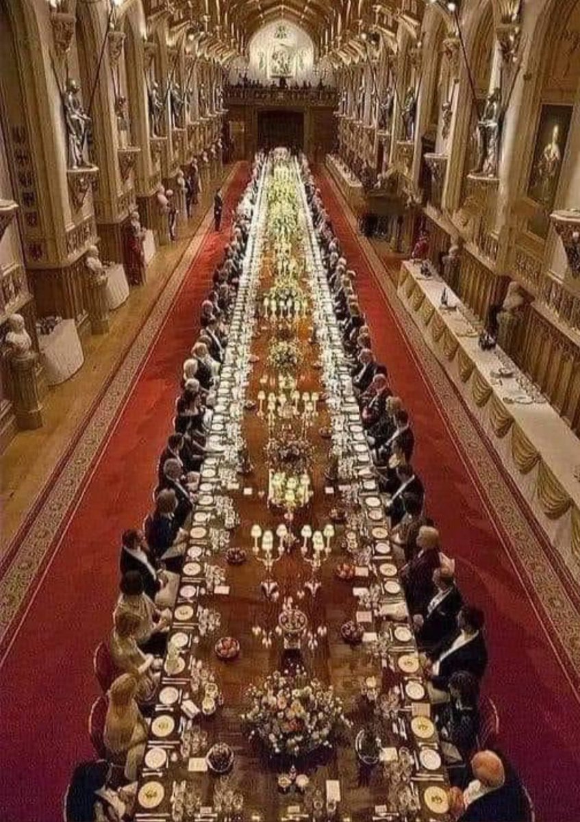 Supertramp9713's tweet image. ♪ WHO CONTROLS THE BRITISH CROWN? ♪
♪ WHO KEEPS THE METRIC SYSTEM DOWN? ♪
♪ WE DO ♪
♪ WE DO ♪