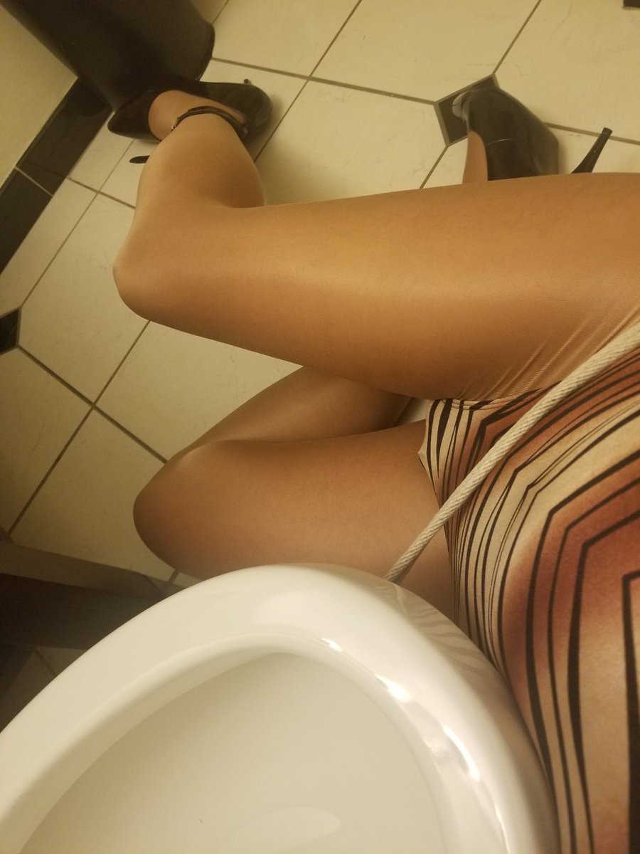 bubblesintights's tweet photo. Just curious...
What happens to those who are #locked up 24/7 when #locktober arrives?
Already locked for year and a half straight, asking for a friend.
Please feel free to comment...
#chastity
#denied
#lockedanddenied
#cuck
#sub4life https://t.co/wR25qrho54