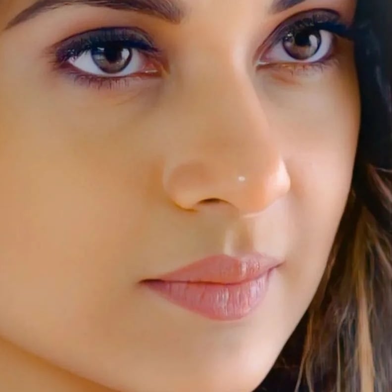 وانا ورب العزة لا اعلم سوى انني وجدت روحي فيه معلقة .