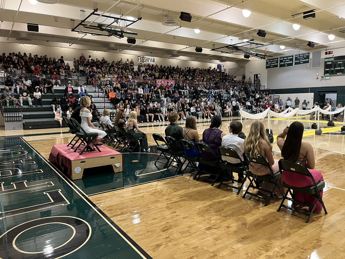 ParkWolfpack's tweet photo. Homecoming Coronation! Congrats to this year’s royalty and monarchs! Great representatives of Park HS! #TheresNoPlaceLikeHomecoming https://t.co/yqbw4JS1Y6