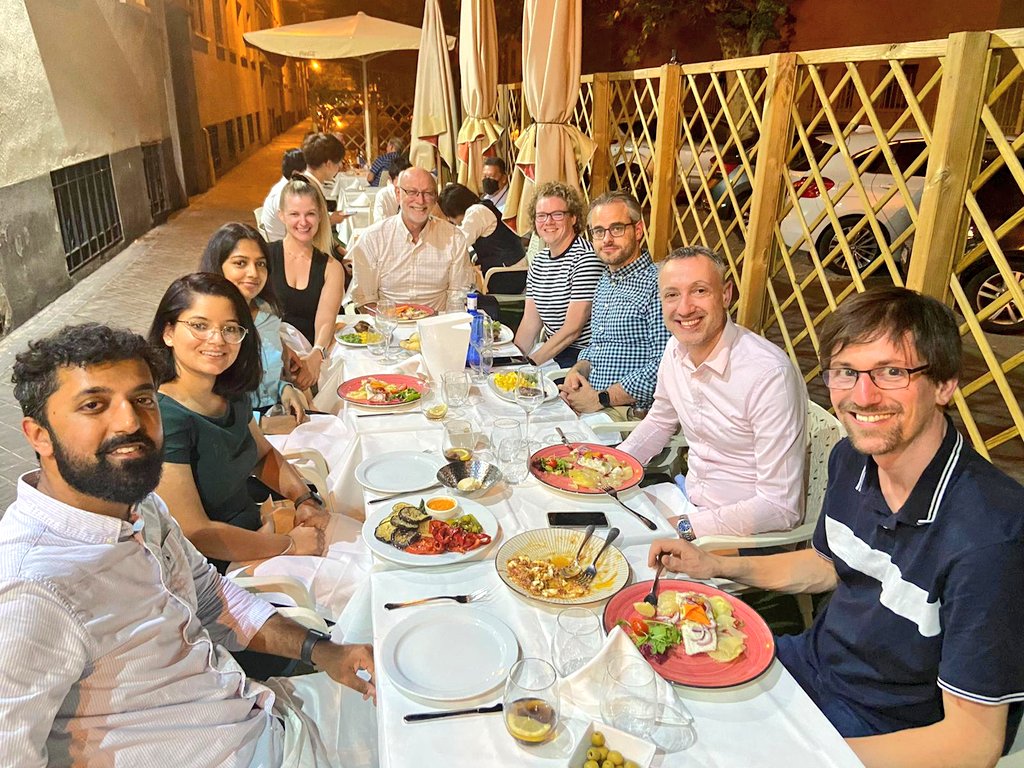 PTGSheffield's tweet photo. Lovely dinner with members of the Litster family, old and new! https://t.co/TLcChwKhnI