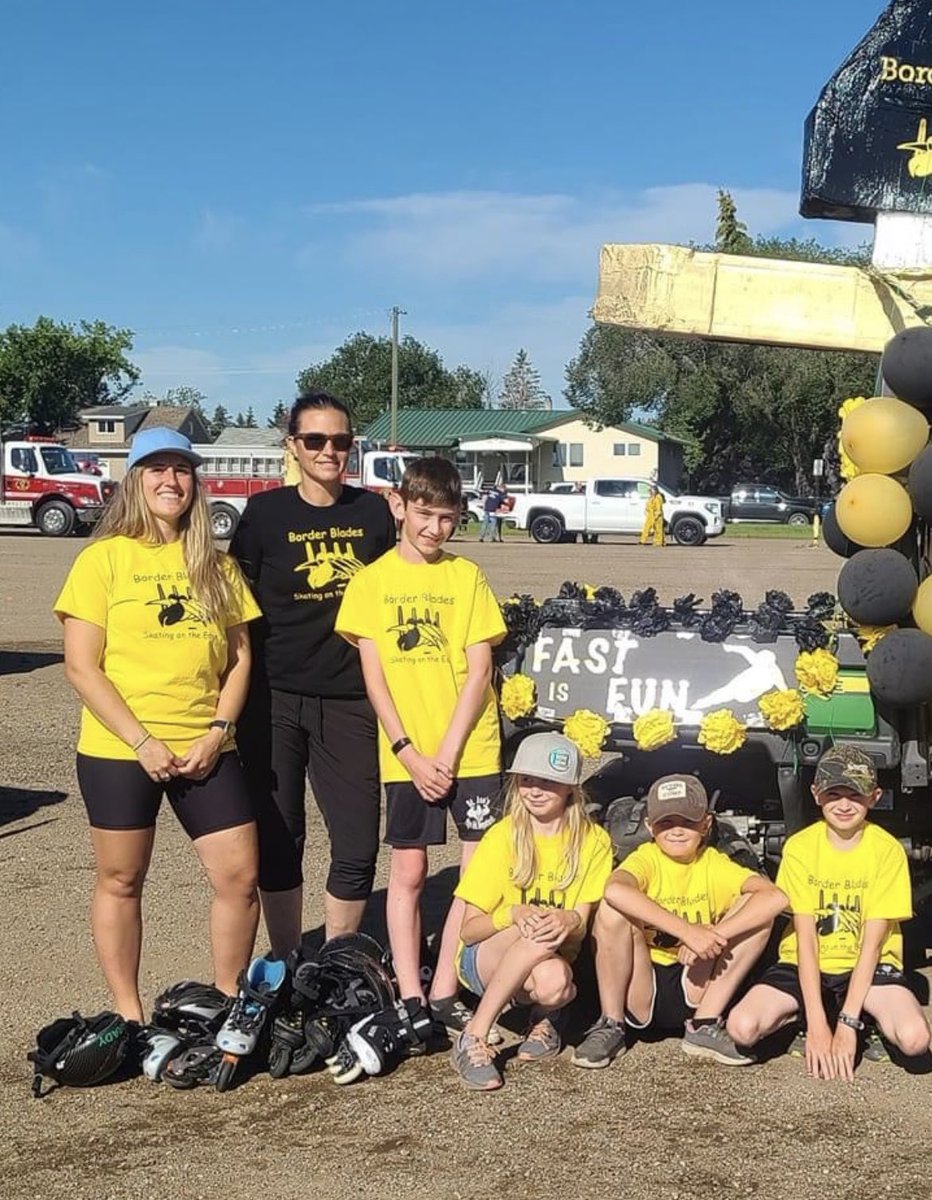borderblades's tweet photo. We are incredibly lucky to have amazing coaches who volunteer their time with our club!  This week is National Coaches Week, and we would like to say #ThanksCoach for your time, effort, and guidance. https://t.co/uEdu5RzA17
